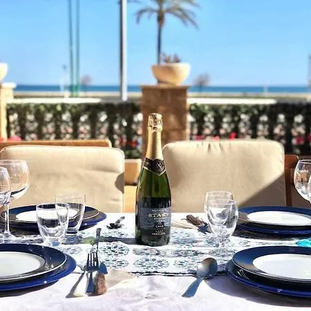 Encantador Apto. Con Gran Terraza Frente Al Mar Empuriabrava Exterior photo
