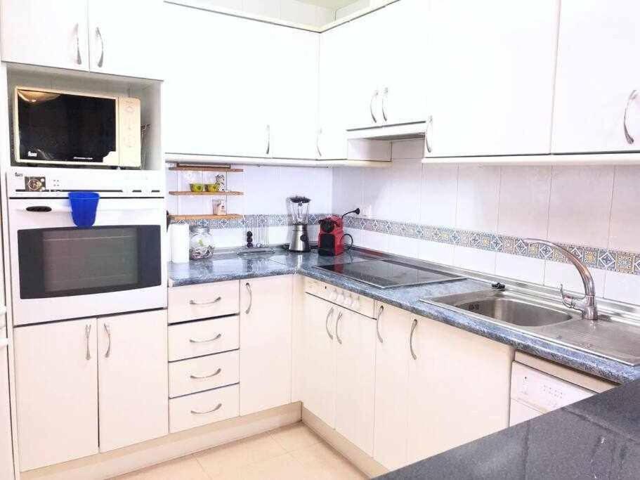 Appartement Encantador Apto. Con Gran Terraza Frente Al Mar Empuriabrava