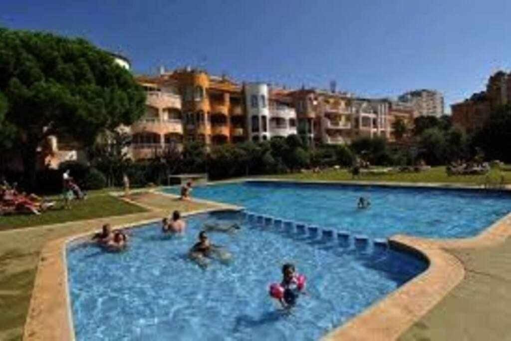 Encantador Apto. Con Gran Terraza Frente Al Mar