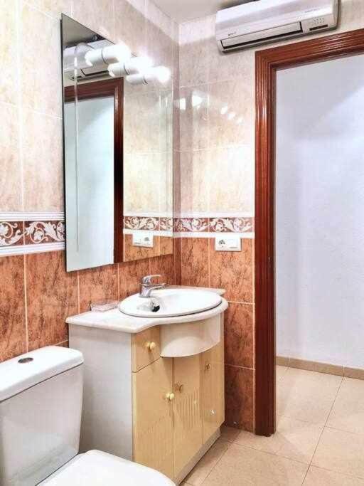 Encantador Apto. Con Gran Terraza Frente Al Mar Appartement Empuriabrava